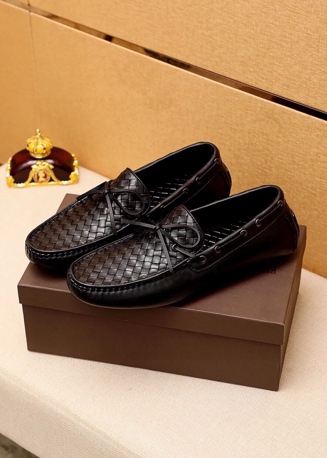 Men's shoes 💰: 420 💐BV men's slip-on shoes® [BOTTEGA VENETA] official website counter new model, one-to-one mold opening ⚠Italian calfskin ➕Hand-woven ➕Cow leather lining. Driving slip-ons, available at counters, sizes 38～44 (45🉑️customized)